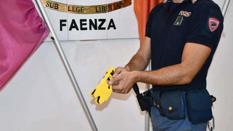 Dall'11 luglio il Taser per la Polizia di Faenza e Lugo