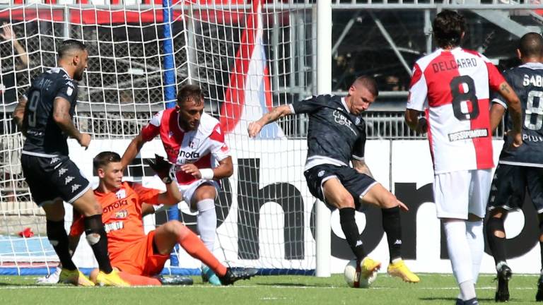 Calcio serie C, i play-off al via il 30 aprile mentre i play-out inizieranno il 6 maggio