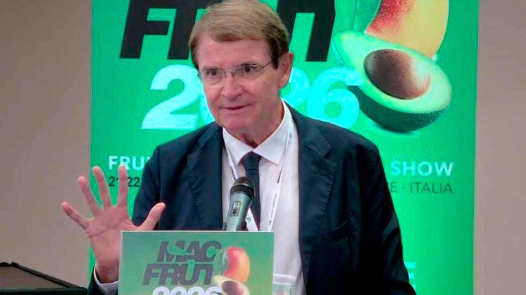 Renzo Piraccini durante la presentazione del Macfrut 2026