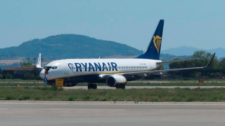 Ryanair a De Pascale: “Togliete le tasse comunali e faremo crescere il traffico negli aeroporti di Forlì e Rimini”