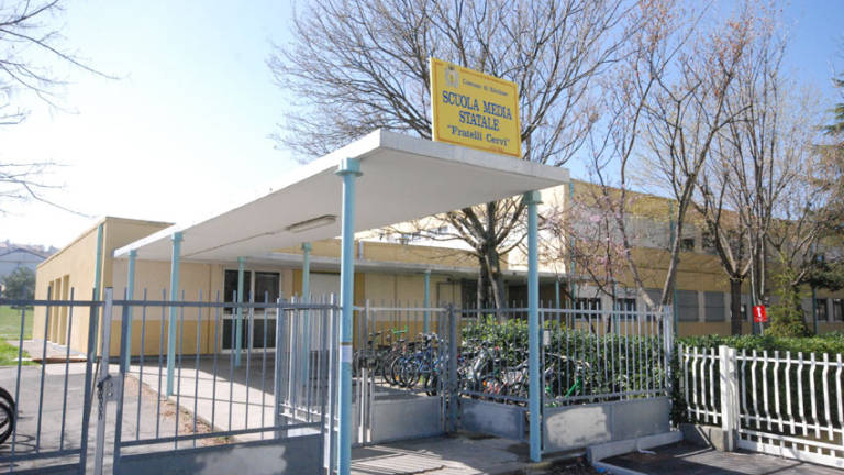 Riccione, la palestra della scuola Cervi sarà demolita e ricostruita