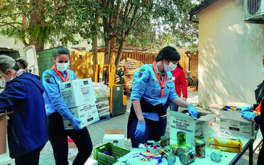 Virus, a Ravenna raddoppiate richieste alla Caritas. Scout in campo