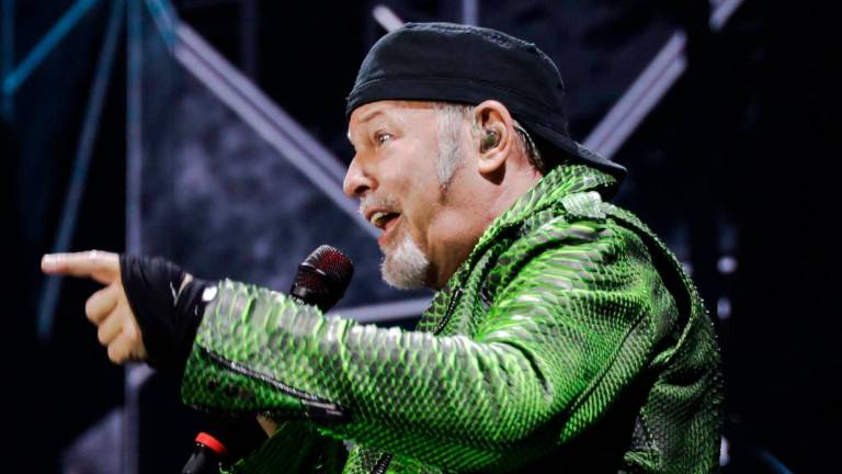 La Romagna è il palco di Vasco: dal primo live del 1979 a Roncofreddo ai concerti evento