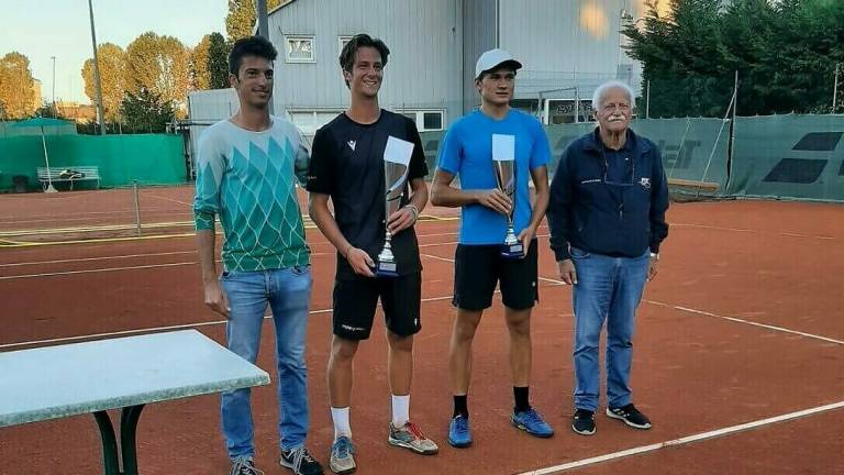 Tennis, Vianello conquista il torneo del Ct Zavaglia