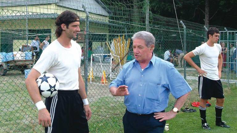 Il portiere Giovanni Vecchini con Edmeo Lugaresi