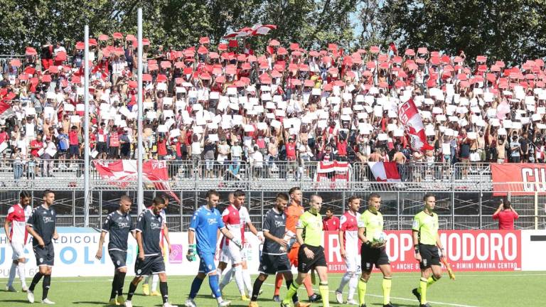 Calcio C, Rimini-Cesena: quell'inutile musica a tutto volume allo stadio in un derby - Gallery