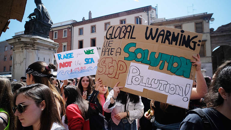 Fridays For Future: Rimini dichiara lo stato di emergenza climatica