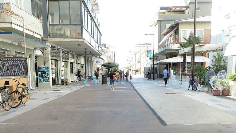 Rimini, petizione per cacciare le auto dal lungomare di Viserba