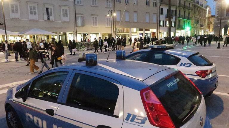 Rimini, minaccia la sorella con un coltello gridando «ti ammazzo»: 39enne arrestato
