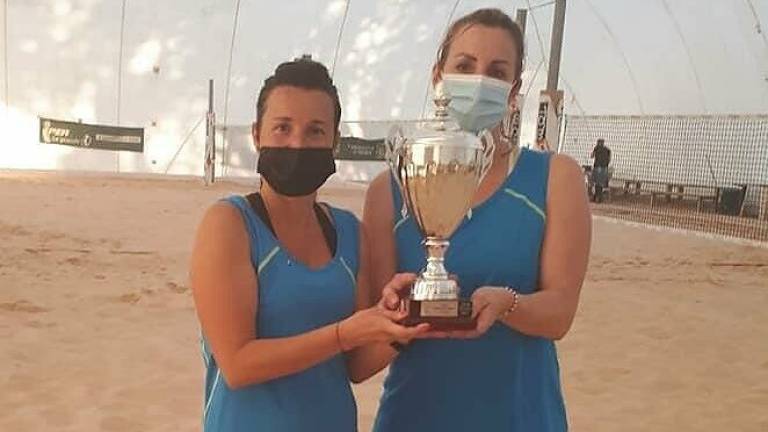 Beach tennis, Moretti e Giovanetti vincono il Master femminile