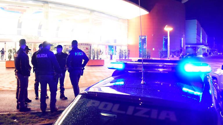 L’intervento del gruppo Volanti della Questura con la Squadra Mobile in collaborazione con i carabinieri