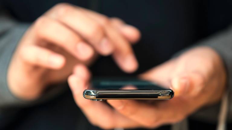 Forlimpopoli, sicurezza a portata di smartphone: si accende la chat del Controllo di Vicinato