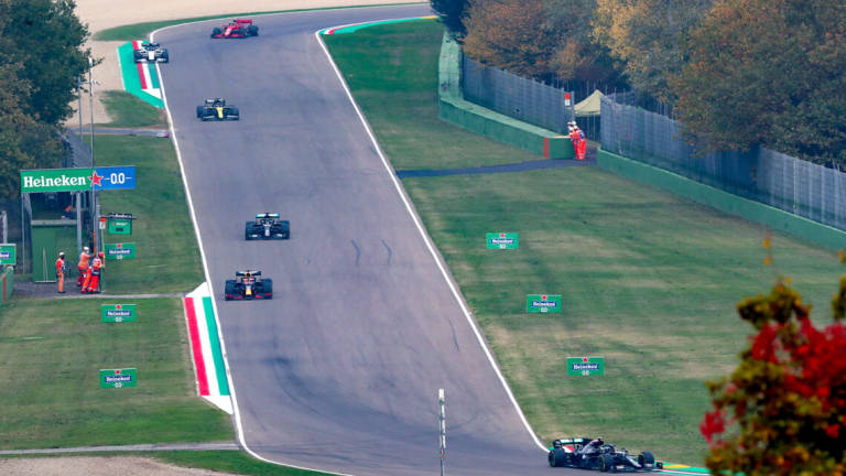 Formula 1, prima bozza ufficiale del calendario 2021: Imola non c'è