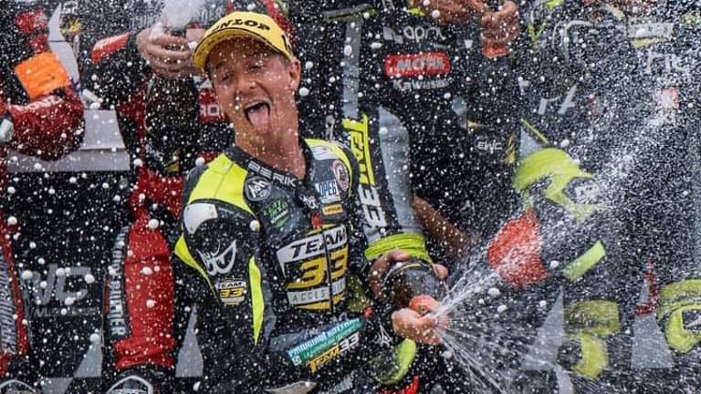 Motociclismo, Kevin Calia campione del mondo Endurance Stock 1000