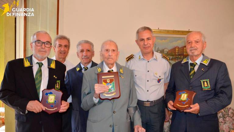 Forlì, gli splendidi 108 anni dell’appuntato in congedo della Finanza Giovanni Cimatti