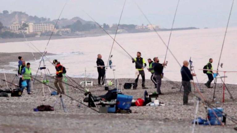 Si può pescare in spiaggia: la rivoluzione di Bellaria