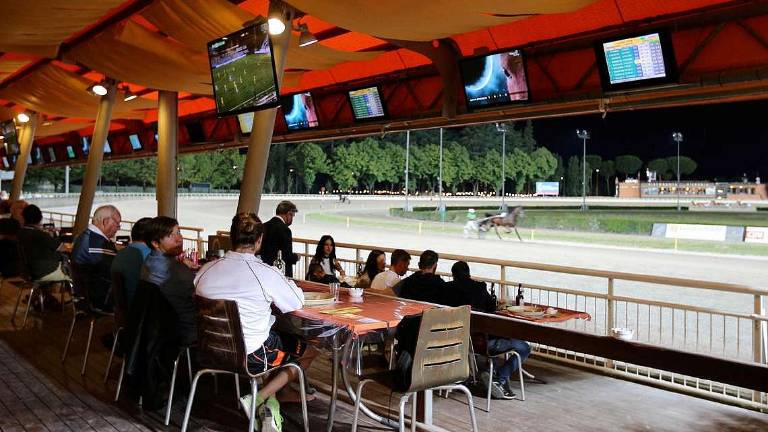 Cesena, variazione di Bilancio: lavori a scuole e ippodromo