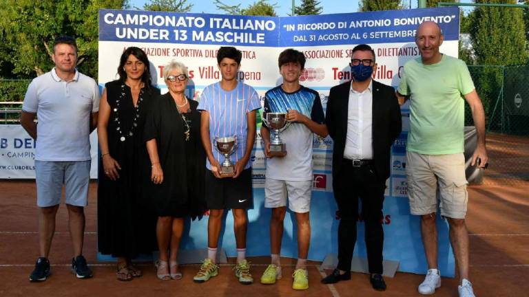 Tennis, Andrea De Marchi giovane re del Villa Carpena
