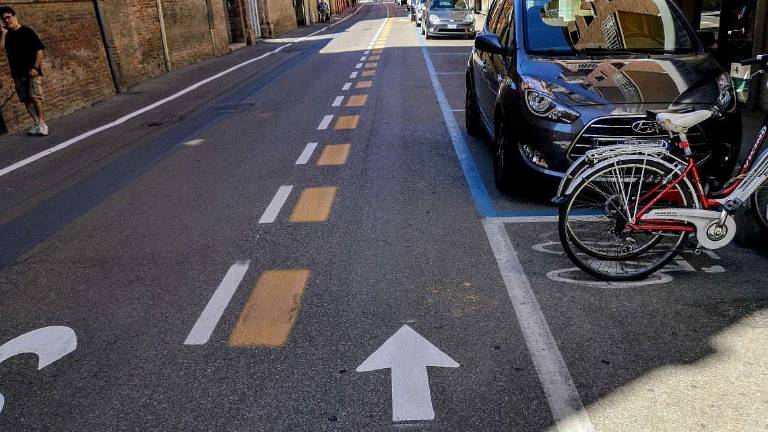 Rivoluzione in via Cavour, si torna all'antico senso unico