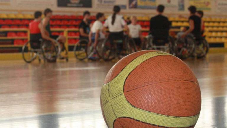 Cesena: nata la prima scuola di basket in carrozzina