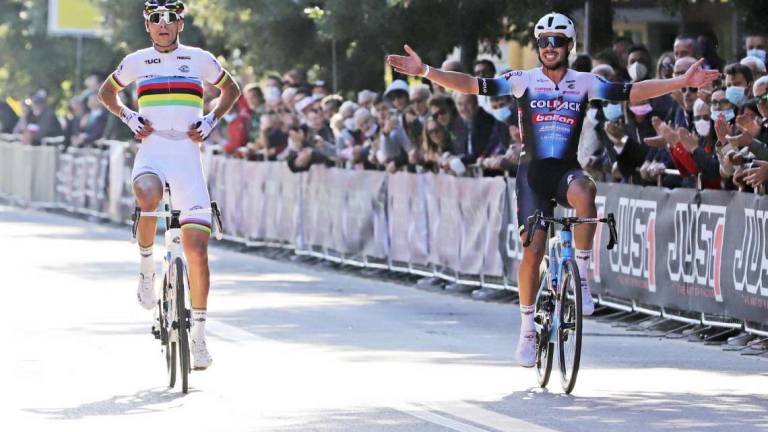 Ciclismo, Baroncini trionfa al Gran Premio Del Rosso