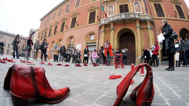 Imola, le iniziative per la Giornata contro la violenza sulle donne