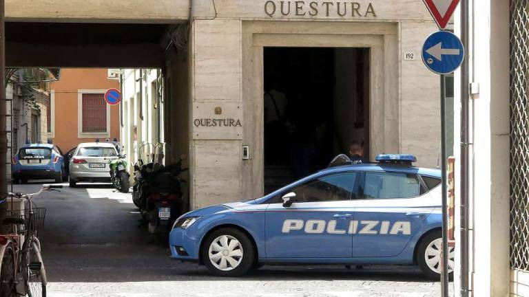 Rimini. Broker della City arrestato per stalking e lesioni