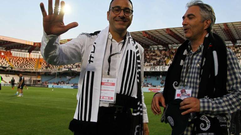 Calcio C, Cesena: la famiglia Aiello comunica l'uscita di scena di Lewis. Al suo posto nel cda entrerà Anthony Scotto