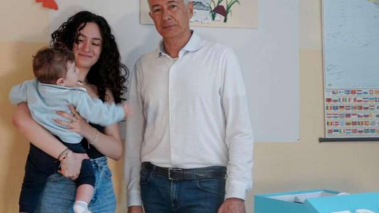 Ravenna, in classe col figlio di 10 mesi: Così Sofia può dare la maturità