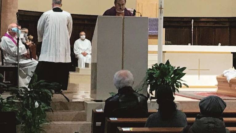 Cesena, sacerdote condannato: funerale senza sconti ma col perdono