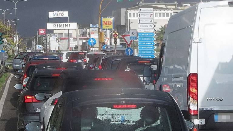 Rimini. Lavori Statale-Consolare: il traffico va il tilt