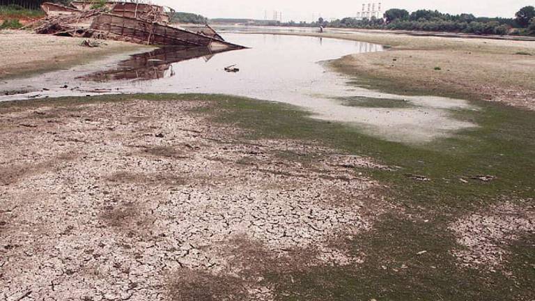 Siccità, torna a soffrire il fiume Po