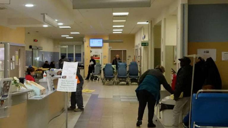 La Uil: «Al Pronto Soccorso di Imola si lotta per un posto letto»