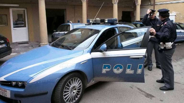 Imola: O mi dai 500 euro o ti ammazzo. Arrestato 17enne