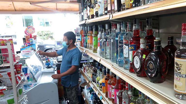 Rimini, rapinarono minimarket e passanti, condannata baby gang