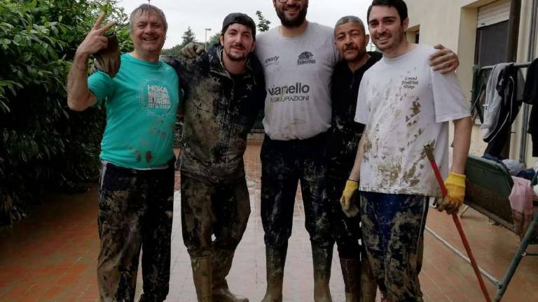 Sant'Agata sul Santerno: Non ho più protesi, casa e auto. Andaz soccorso dagli amici del basket