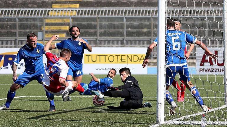 Calcio D, il Rimini vira deciso sul portiere Giacomo Piretro