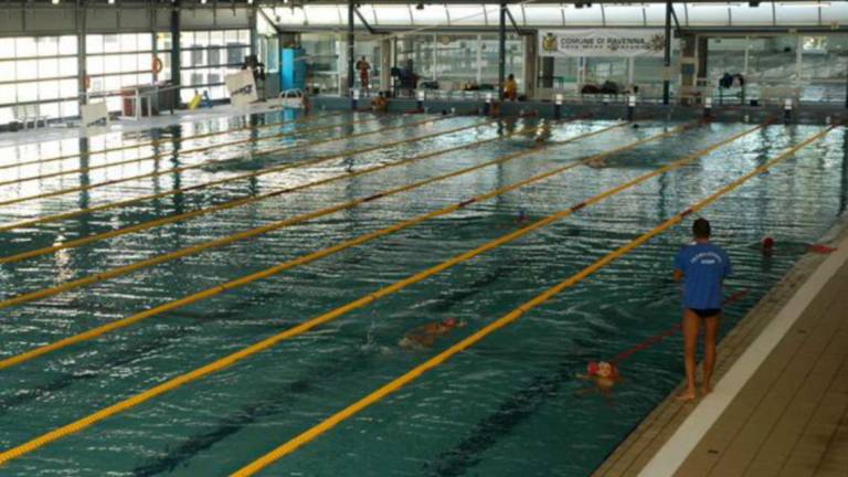 Ravenna, con la nuova piscina tariffe più care per utenti e società