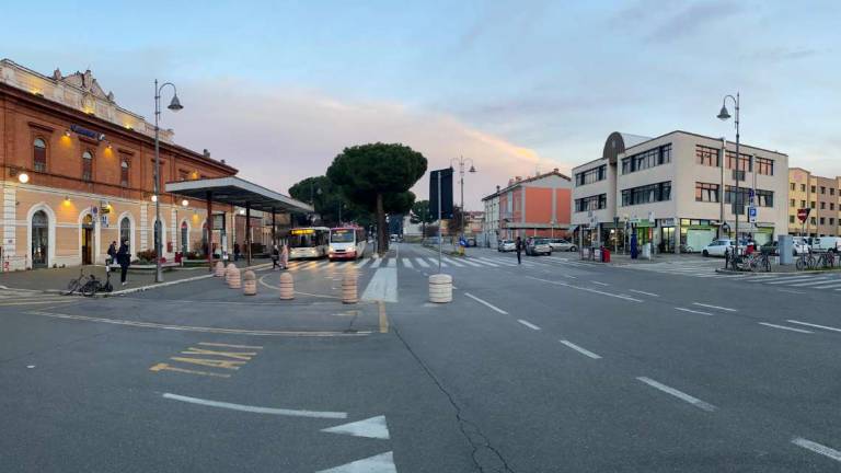 Cesena, doppia aggressione in zona stazione: 2 feriti in un'ora