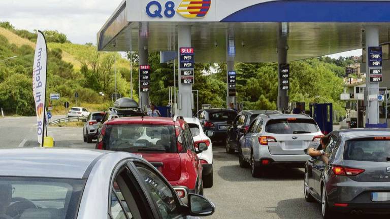 Benzina e diesel a 1,5 euro al litro: tutti in coda a San Marino