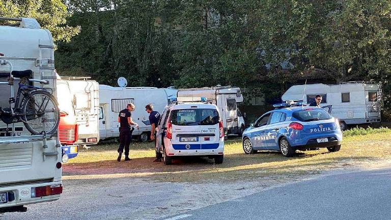 Cesenatico, il campeggio selvaggio finalmente ha la vita più dura