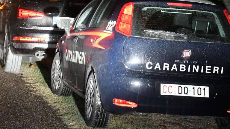 Ravennate rapinato da minori adescati online: due 17enni arrestati