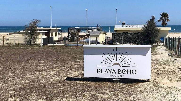 Riccione, battaglia dei decibel. Playa Boho denuncia Tonti