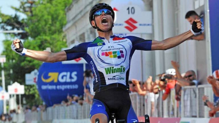 Ciclismo, Cantoni: «Vi racconto il mio giorno in rosa al Giro U23»