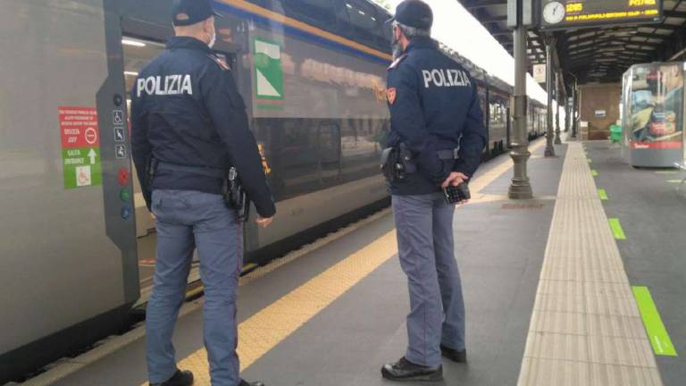 Rimini. Emergenza uomini per la polizia, allarme del sindacato