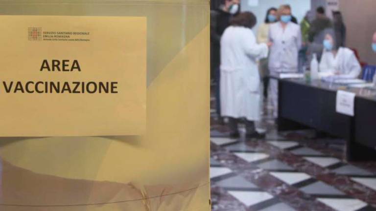 Coronavirus Ravenna, impennata di contagi per i pranzi di Natale