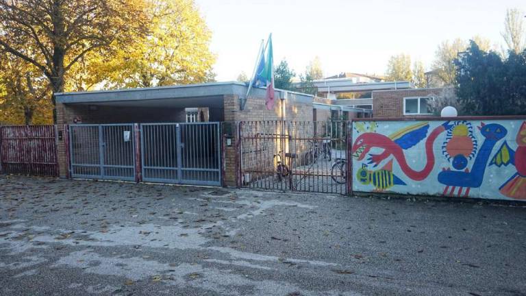 Ravenna, bimbi al freddo a scuola. Mamme pronte allo sciopero