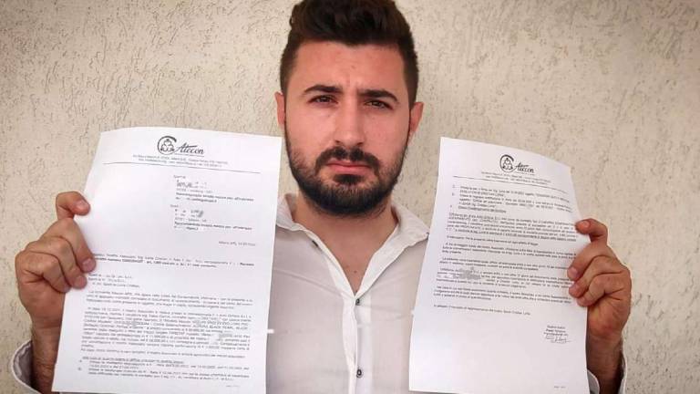 Imola, versa caparra ma dopo 8 mesi l'auto non è ancora arrivata