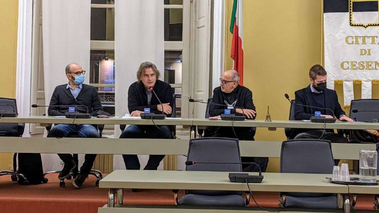 Cesena, il nuovo direttore di Ert esalta il Bonci e sale sul palco