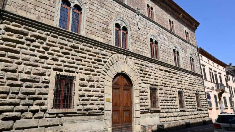 Imola, Attività culturali e Politiche sociali a Palazzo Calderini